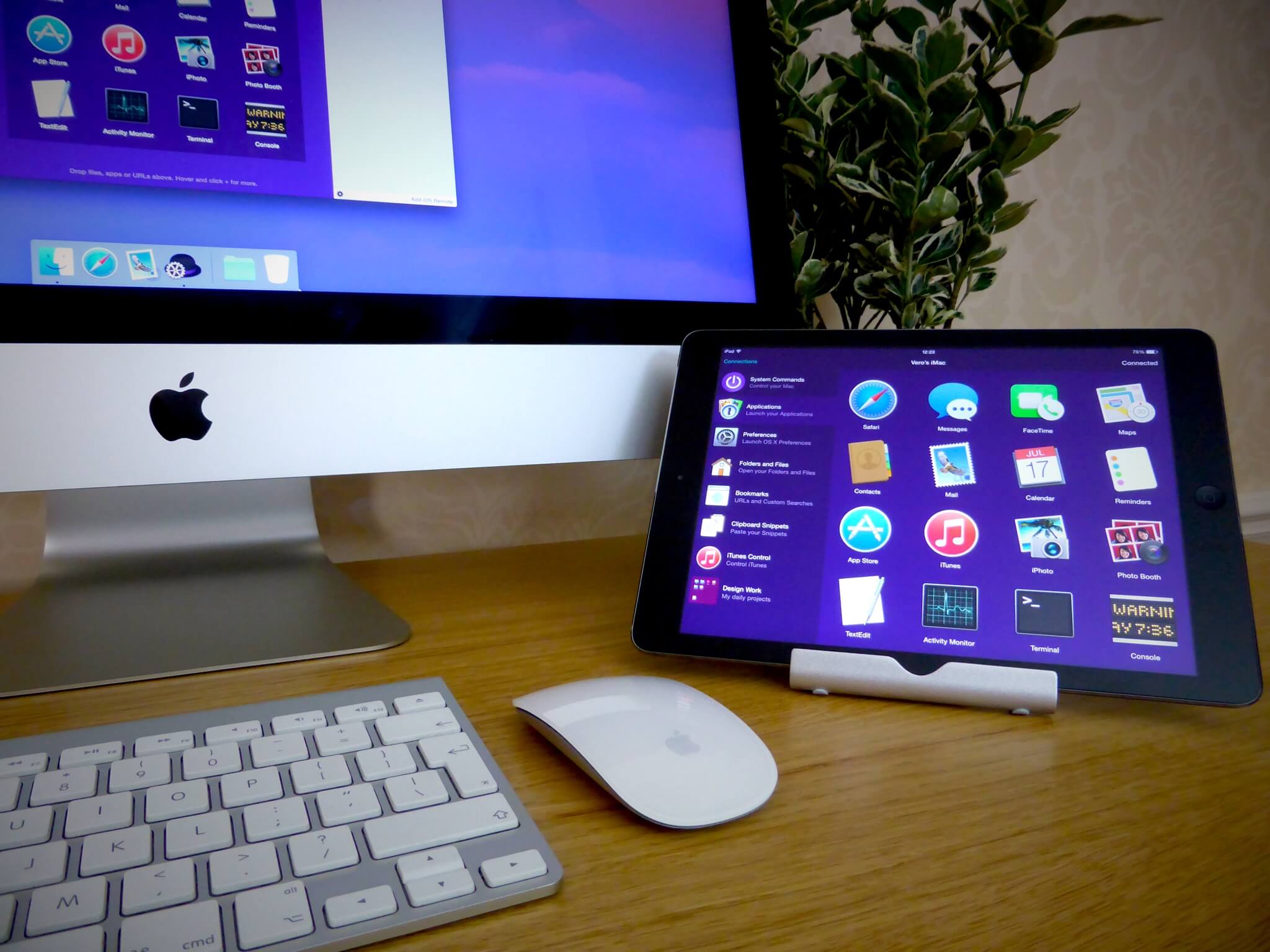 ipad-imac-on-desk.jpg